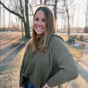 Meet your Posher, Macey